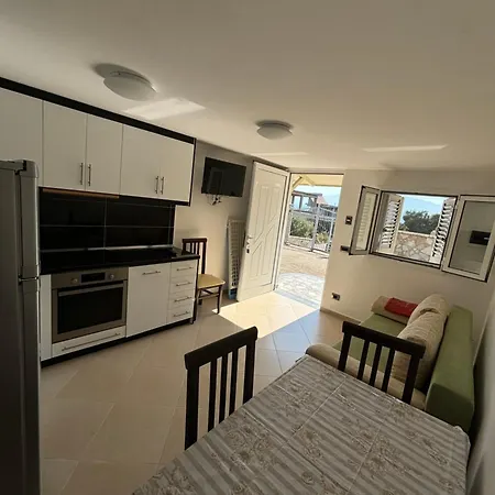 Enriko Apartamento Sarandë